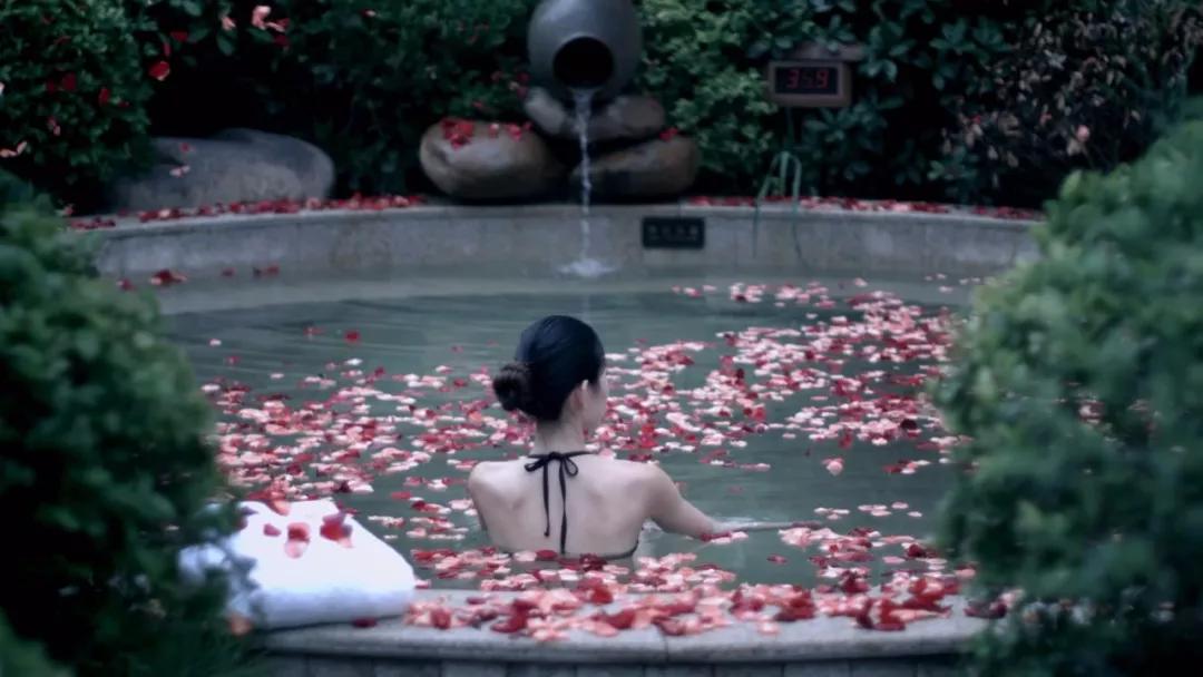 新澳门326期开奖结果查询,安全设计解析说明法_URR50.802珍藏版