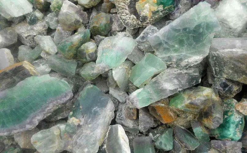 萤石最新动态，产业前景、应用拓展与争议观点全解析