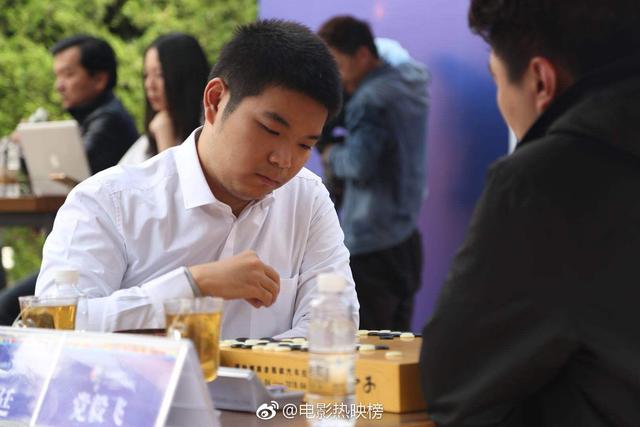 今日围棋赛事直播盛宴，不容错过的围棋精彩对决