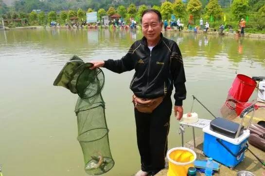 就这样钓鱼2016最新版,全攻略钓鱼技巧分享