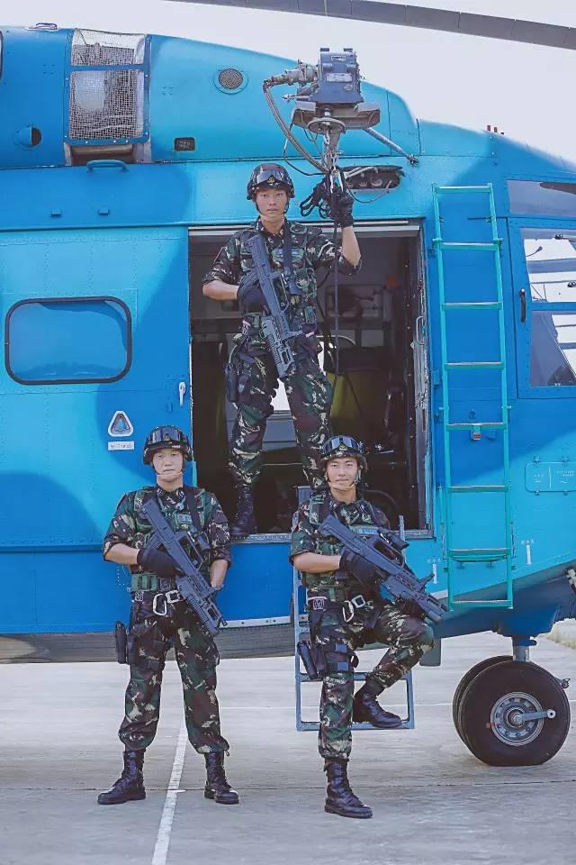 张蓝心与刘金沂探险之旅揭秘，自然美景中的心灵之旅最新动态