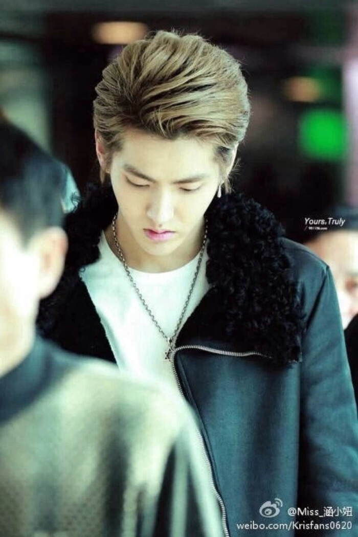 EXO最新动态，Kris鹿晗回归引领心灵之旅