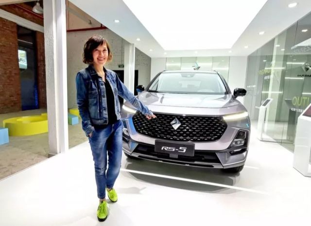 最新版宝骏310 1.5L轿车介绍与使用指南