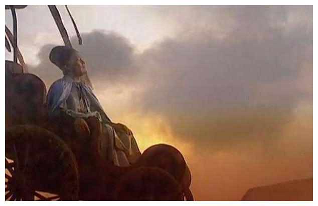 三肖必中三期必出凤凰网昨天,专家解说解释定义_QNC83.905数字版