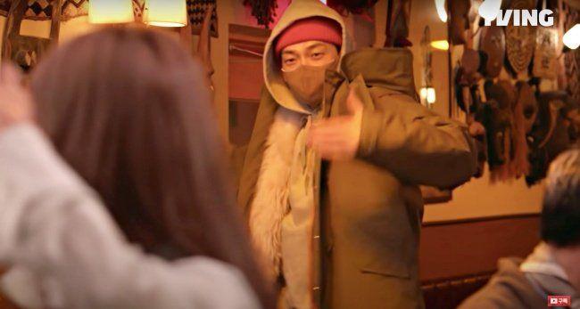 无限挑战李孝利最新,无限挑战李孝利最新，小巷中的隐藏美食宝藏