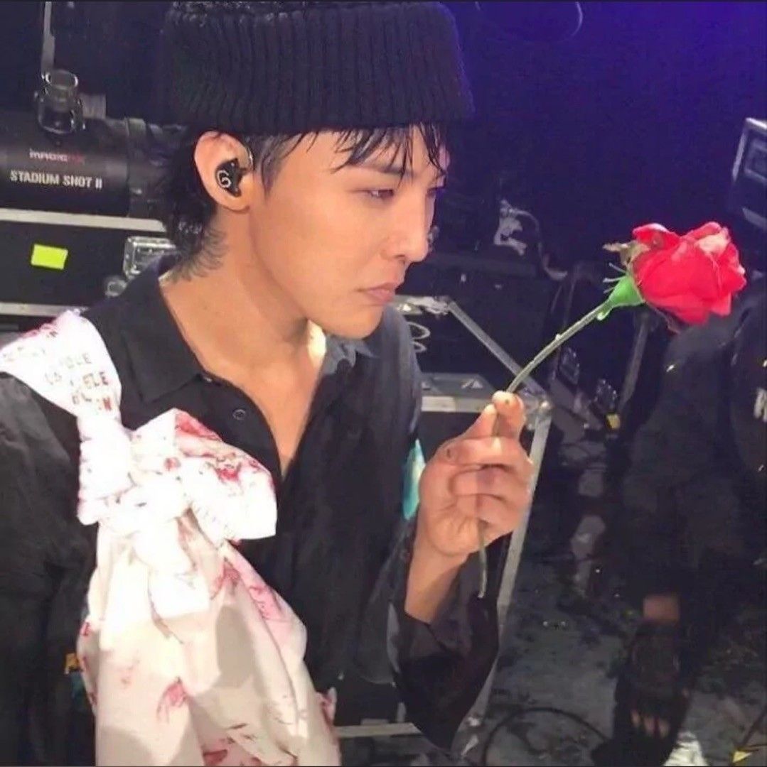 权志龙最新头像2024，时尚潮流的先锋引领者