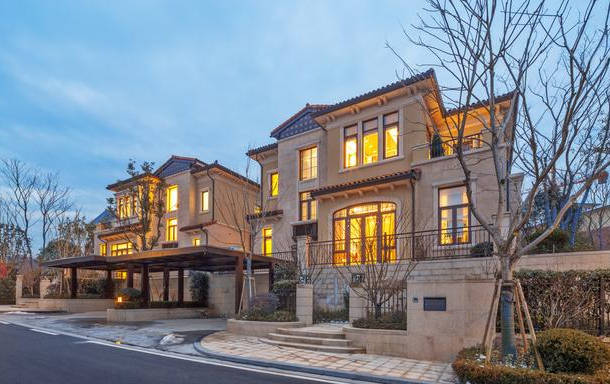 岳阳最新豪宅，现代都市奢华居所亮相