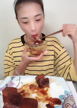 吴小妮的美食之旅，最新吃大分享！