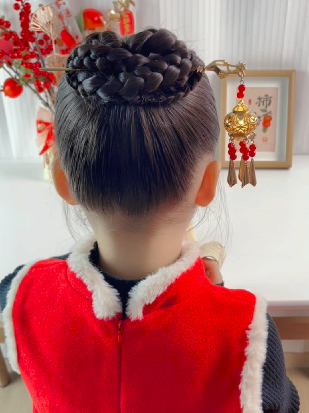 新年时尚发型揭秘，小巷深处的潮流灵感