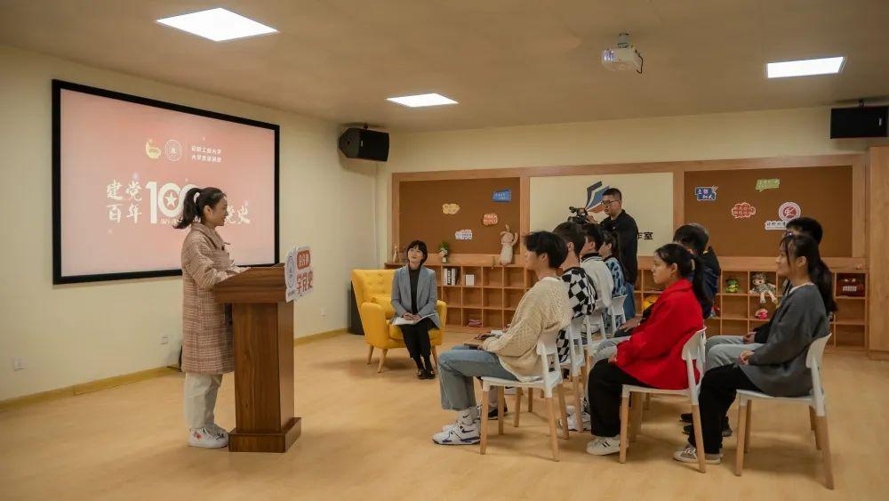 辅导员最新时政深度解析与探讨