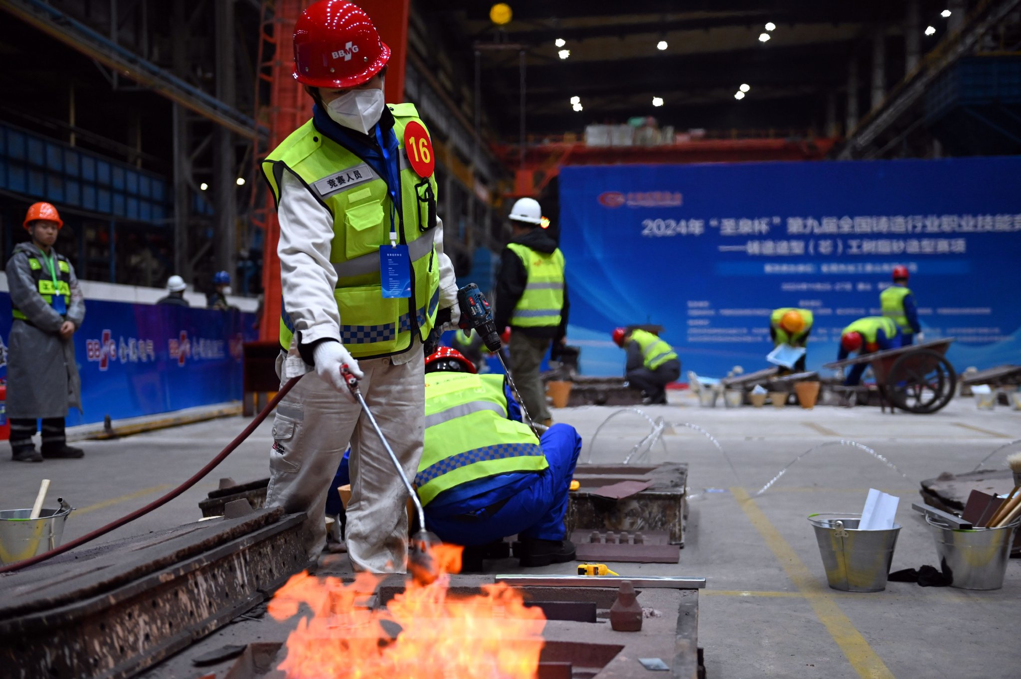 锻造比赛,锻造比赛,铁与火的盛宴