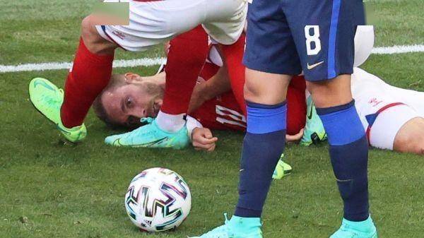 芬兰足球明星与科技融合,未来足球新生活体验