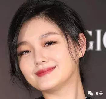 小脸女明星,小脸女明星，美丽新风尚的诠释者