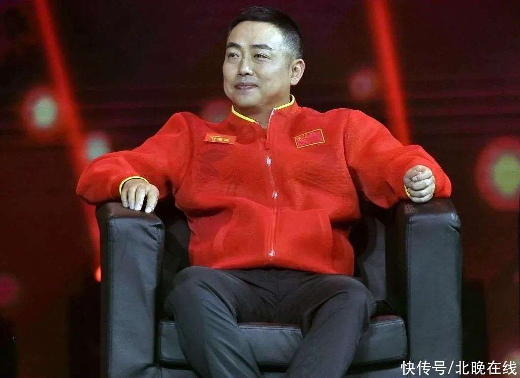 刘国梁不断进化的职业旅程，最新职位彰显自信与成就感