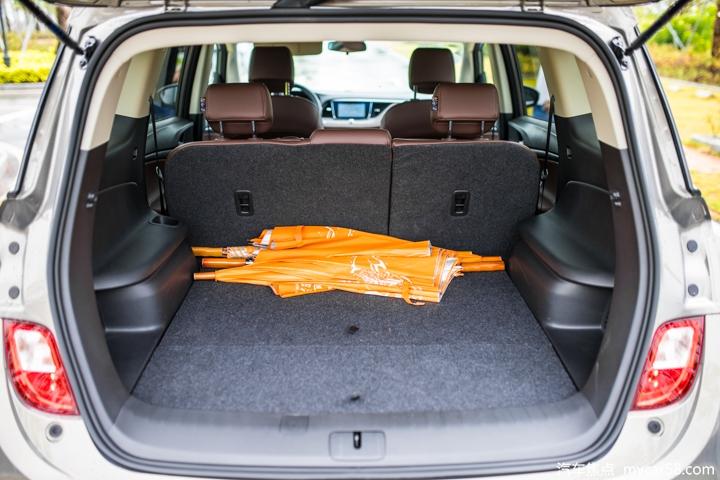 家用MPV新风尚，驶向自然，探寻内心宁静