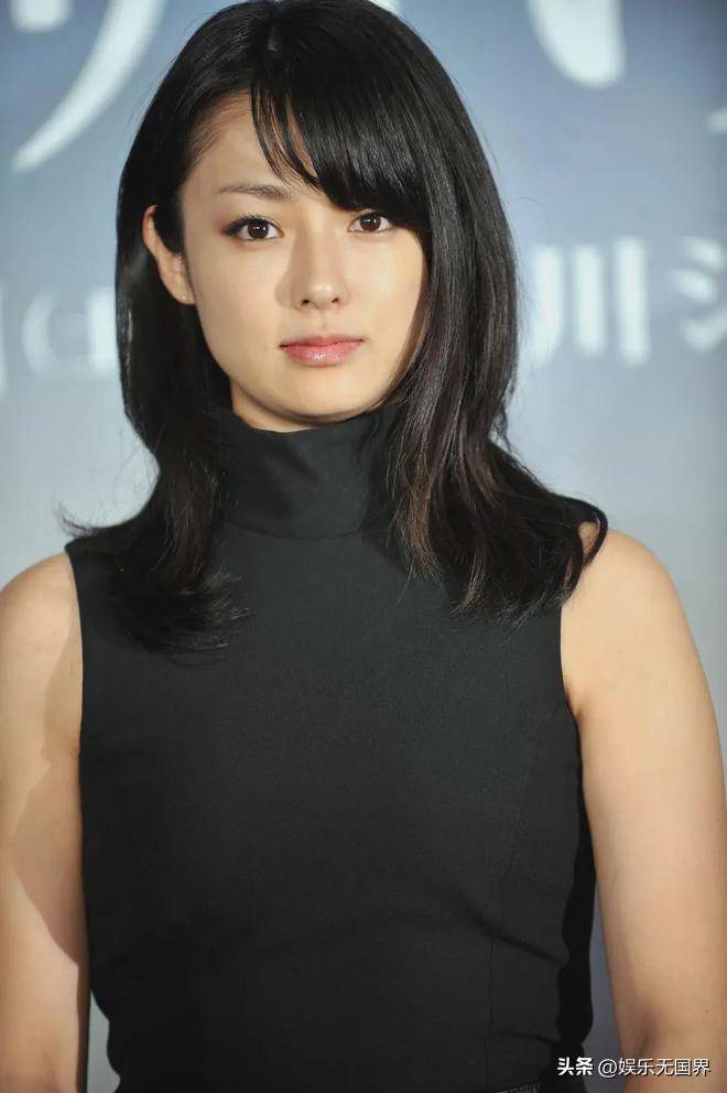 日本电影明星的成长之路，变化、学习与自信的力量